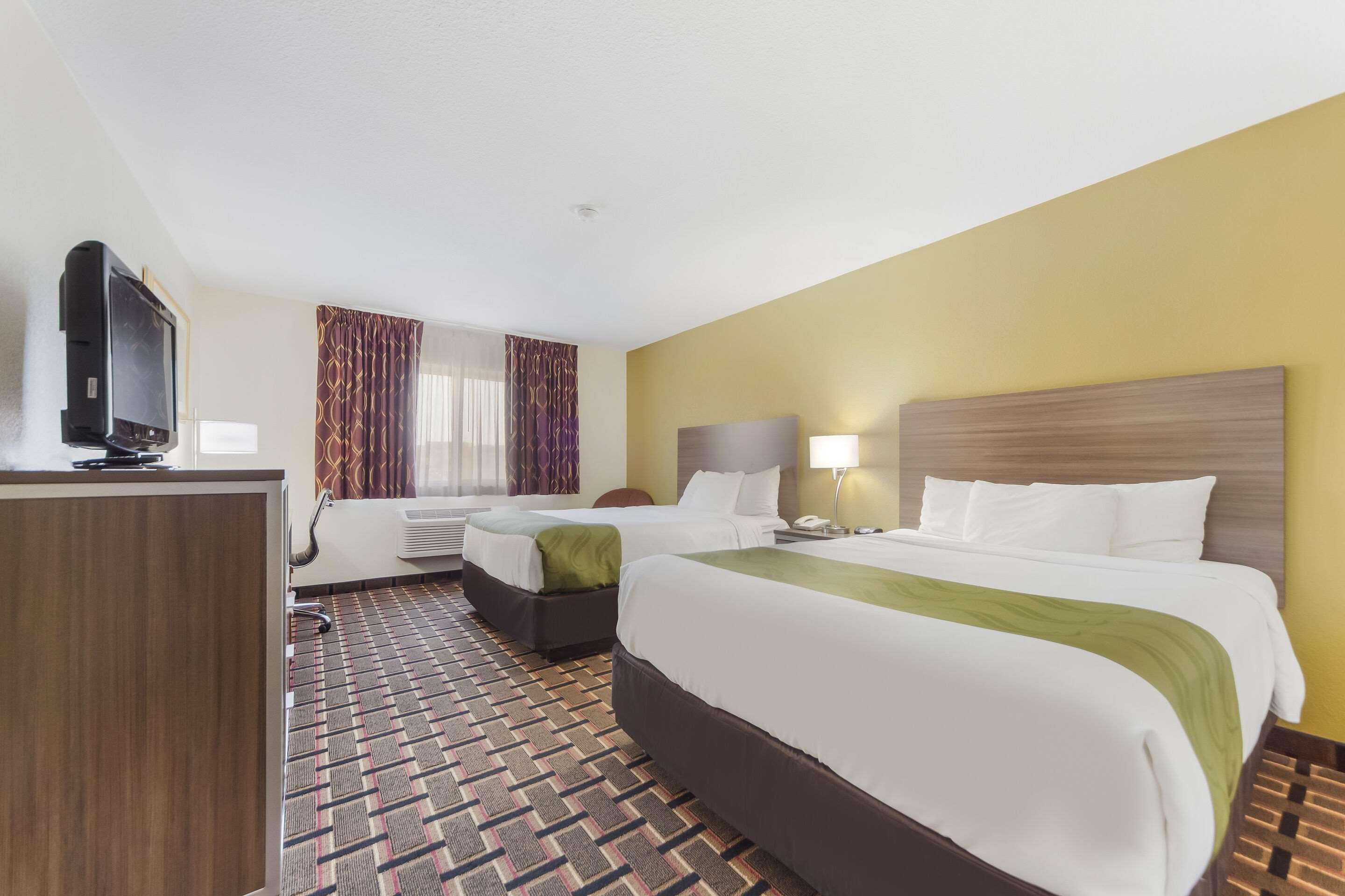Quality Inn Lincoln Cornhusker Экстерьер фото