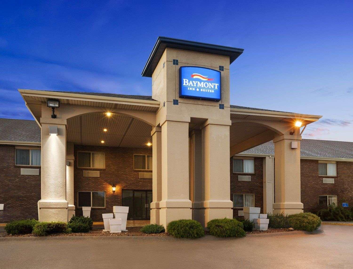 Quality Inn Lincoln Cornhusker Экстерьер фото